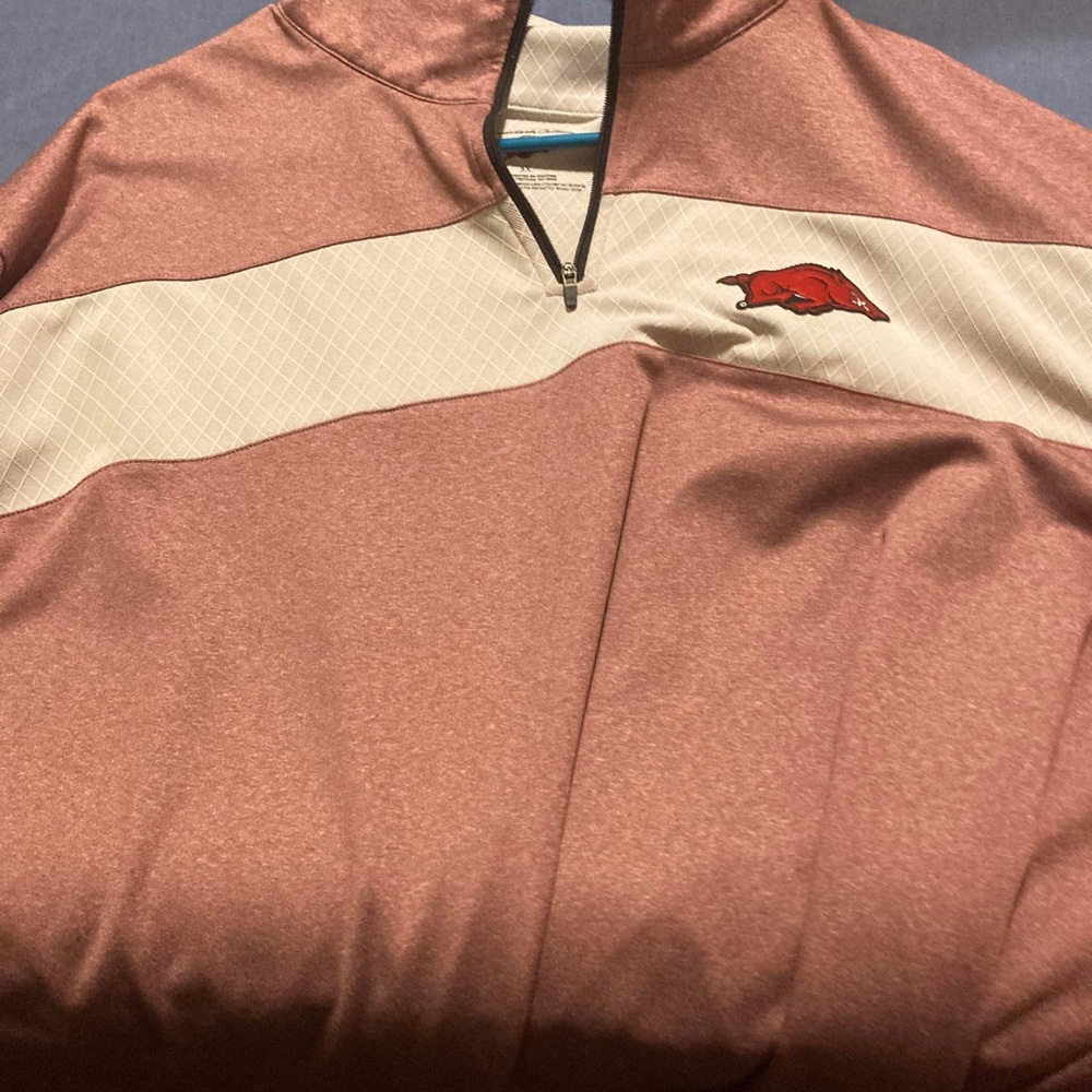 This is a Arkansas Razor back 3x woman’s jacket